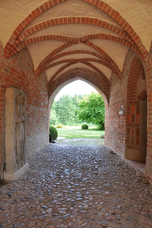 Neuhausen  Gartenzimmer Im Schloss Neuhausen מראה חיצוני תמונה