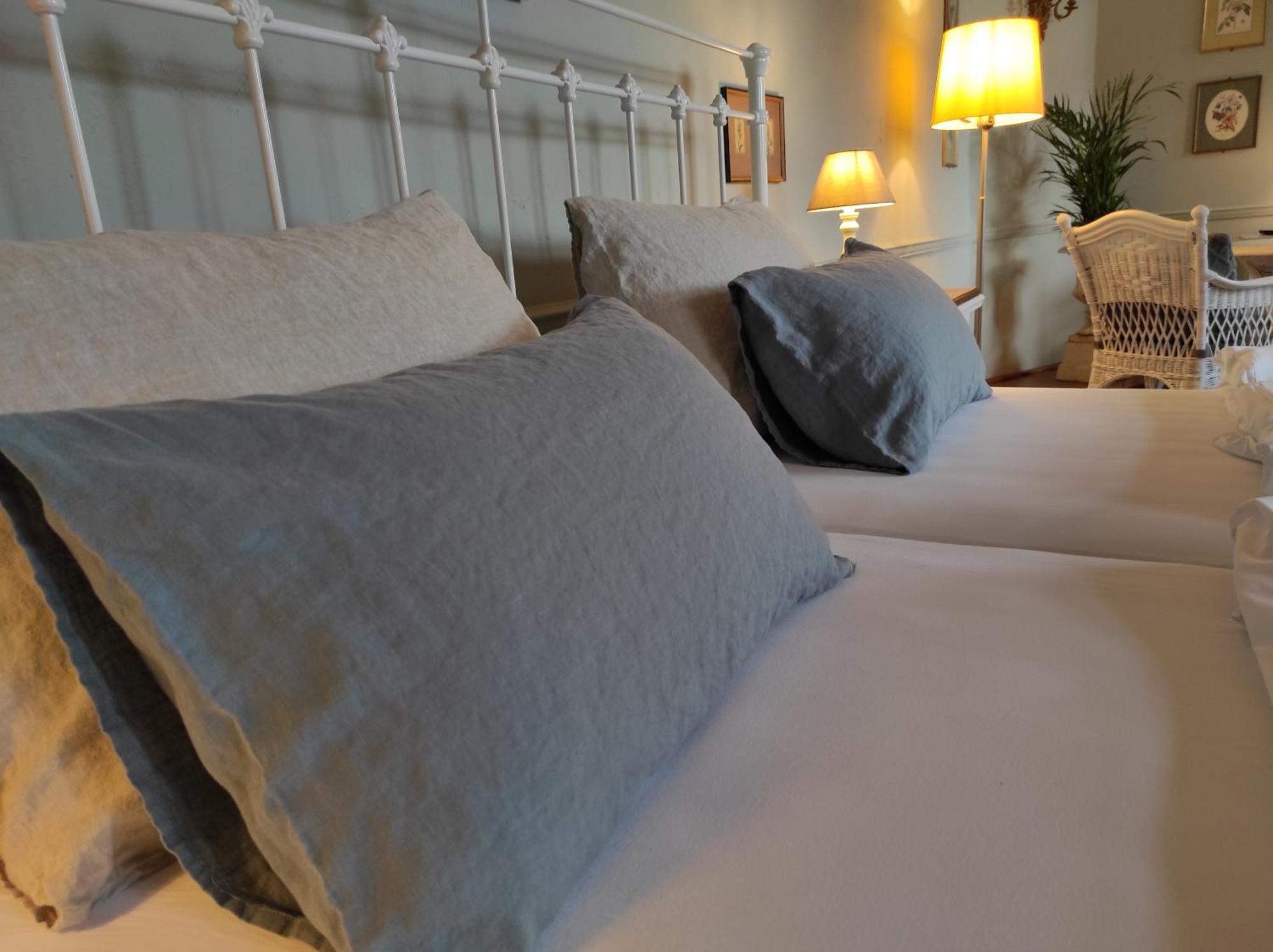 Neuhausen  Gartenzimmer Im Schloss Neuhausen מראה חיצוני תמונה